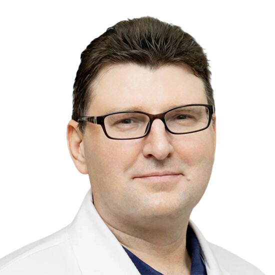 Врач Гаус Виктор Владимирович 