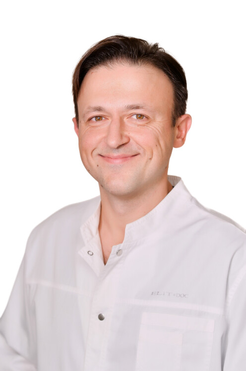 Врач Осипов Роман Андреевич