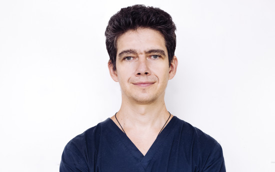 Врач Новожилов Владислав Васильевич