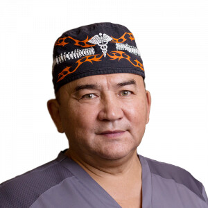 Врач Макиров Серик Калиулович 