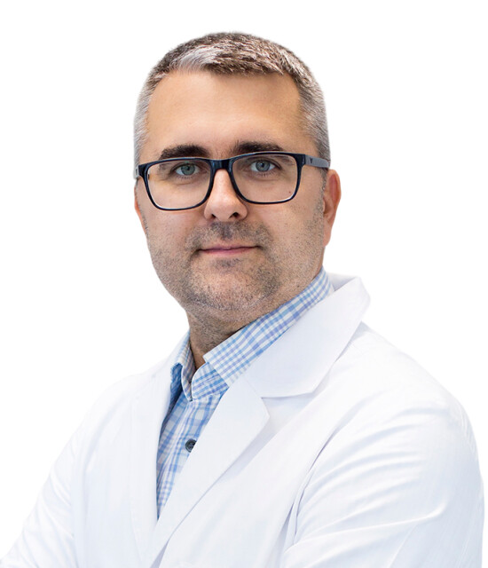 Врач Максимов Максим Олегович 