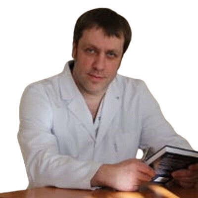 Врач Шершнев Олег Федорович 