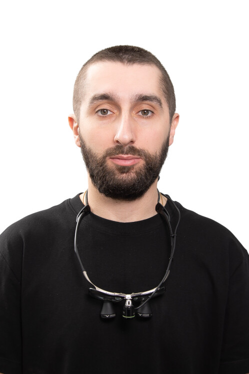 Врач Айвазян Альберт Гагикович 