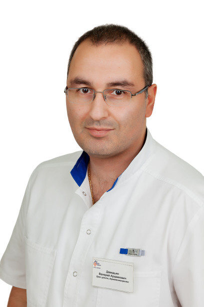 Врач Давидьян Валерий Арцвикович 
