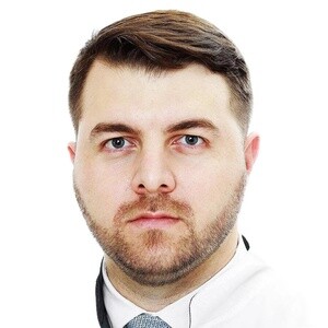 Врач Бринюк Евгений Сергеевич
