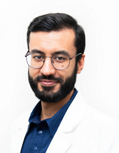 Врач Тараки Фердаус 