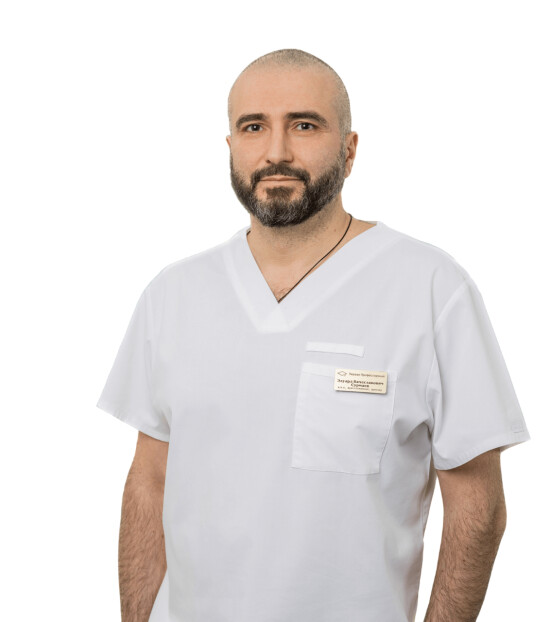 Врач Сурмаев Эдуард Вячеславович 