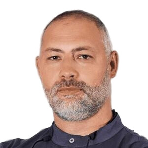 Врач Петраков Денис Святославович 