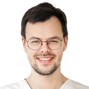 Врач Цыпленков Алексей Сергеевич 