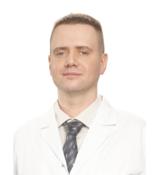 Врач Бутаков Денис Александрович 