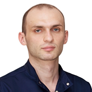 Врач Бостанов Эльдар Альбертович 