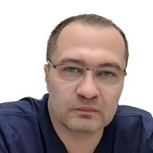 Врач Карзанов Олег Валерьевич 