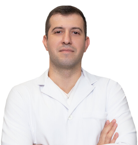 Врач Мамедов Рустам Эдуардович 
