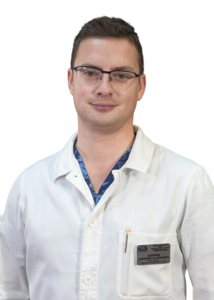 Врач Ларичев Дмитрий Валерьевич 