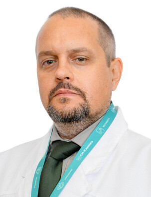 Врач Колесников Николай Олегович