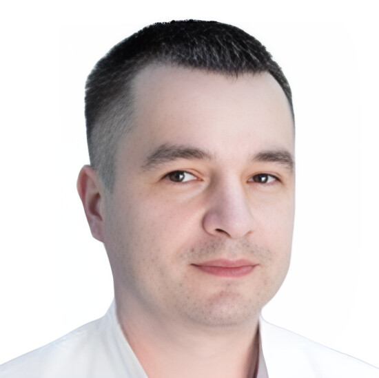 Врач Тихомиров Андрей Евгеньевич 