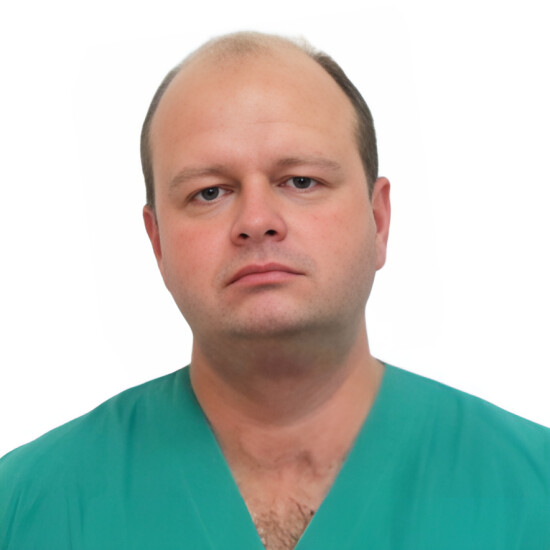 Врач Попов Роман Юрьевич