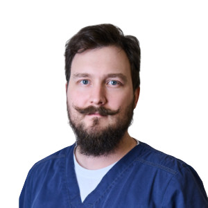 Врач Жаров Антон Валентинович