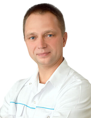 Врач Иванов Анатолий Анатольевич 