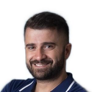 Врач Краюхин Армен Сергеевич