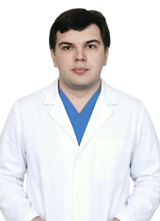 Врач Мельников Илья Ильич 