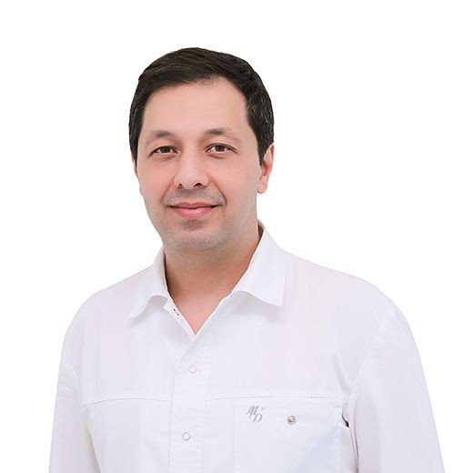 Врач Камардинов Джамшед Хушкадамович 