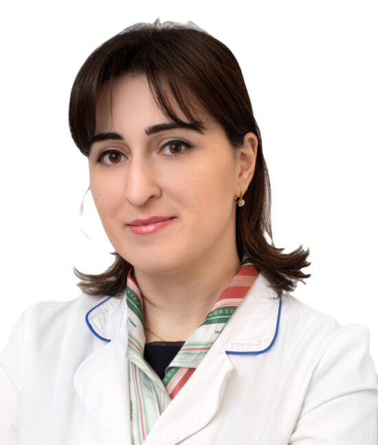 Врач Абдужамалова Наргиз Магомедгусеновна