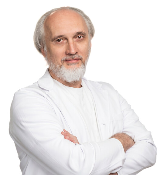 Врач Магомедов Рустам Арсенович 