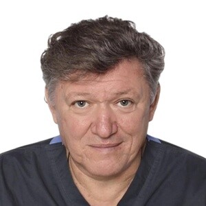 Врач Попугаев Павел Вадимович 