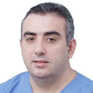 Врач Погосян Артур Генрикович 