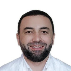 Врач Гагиев Казбек Алиевич