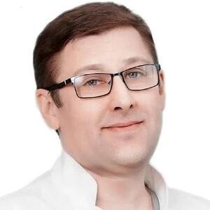 Врач Романов Роман Владимирович 