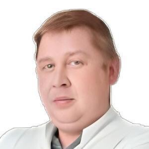 Врач Красных Максим Александрович 