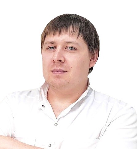 Врач Яшанов Дмитрий Михайлович 