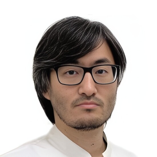 Врач Ли Тимур Владимирович 