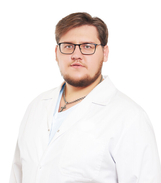 Врач Василевич Артём Викторович 