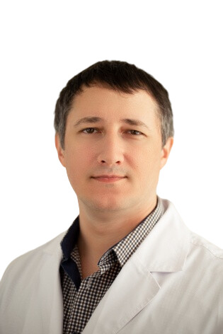 Врач Титаренко Олег Алексеевич 