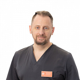 Врач Николайчук Александр Иванович 