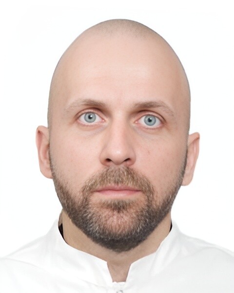 Врач Алаторцев Андрей Владиславович 