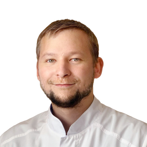 Врач Макиров Тимур Рашидович