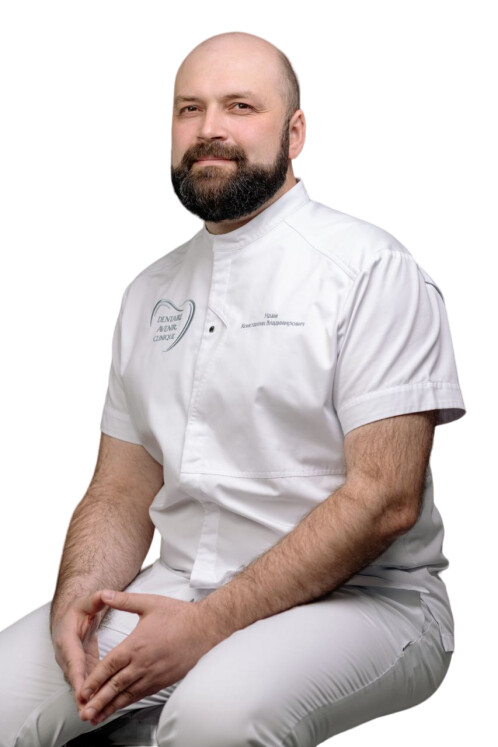 Врач Наам Константин Владимирович 