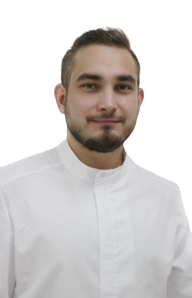 Врач Шарибжанов Рустам 