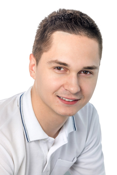Врач Яценко Кирилл Евгеньевич
