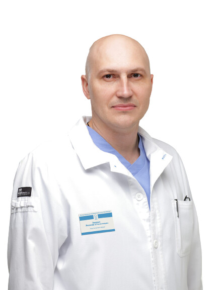 Врач Зварич Леонид Степанович 