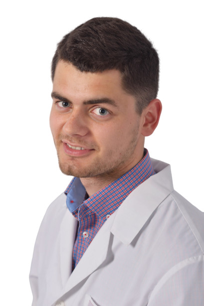 Врач Жуков Олег Владимирович