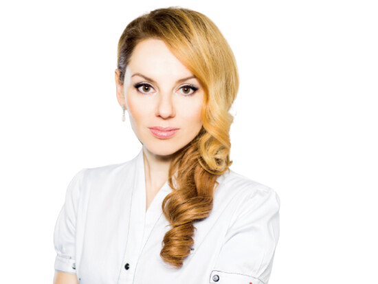 Врач Алтыева Аделина Фуатовна 