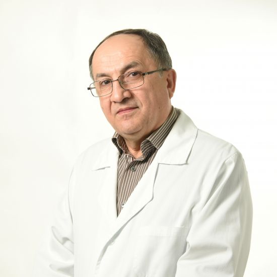 Врач Багиров Акшин Беюк Ага оглы 