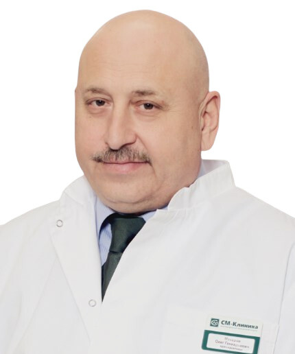 Врач Макаров Олег Геннадьевич 