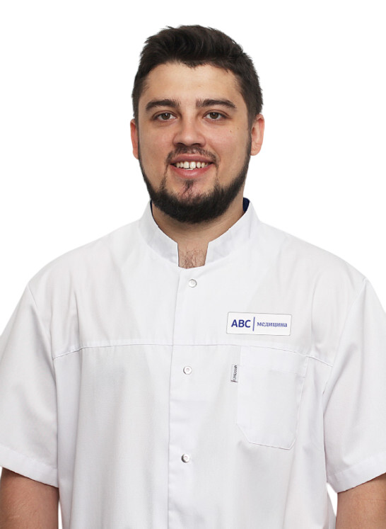 Врач Опанасенко Игорь Игоревич 