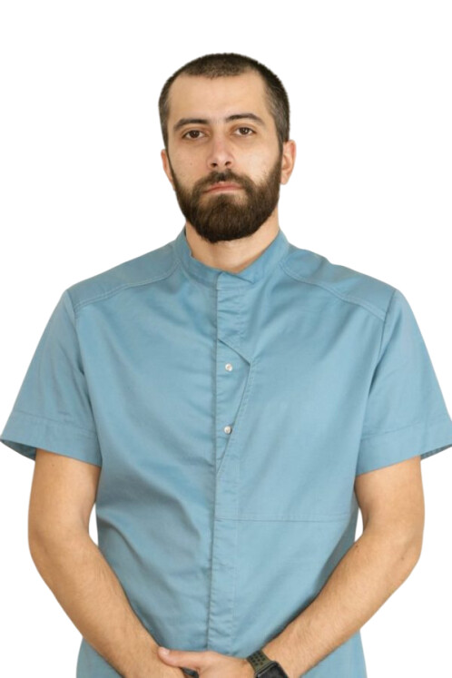 Врач Айдаев Заур Александрович 